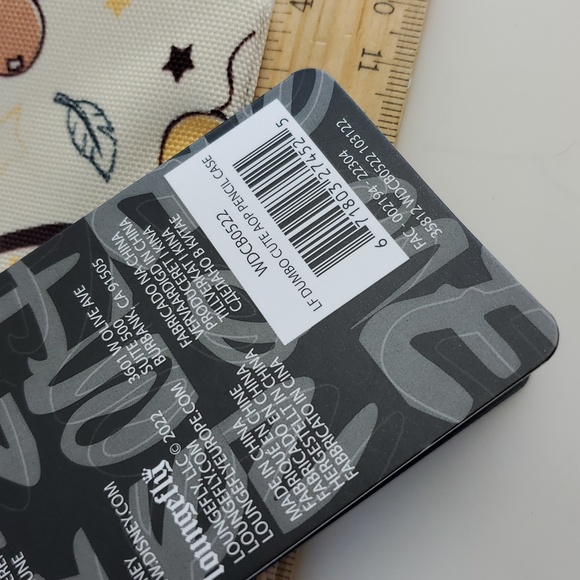 Loungefly Disney Dumbo & Timothy Q. Mouse  Cosmetic Bag 8" x 4" NWT Pencil Case - Picture 7 of 7